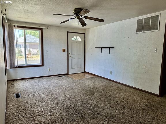 5th image of 1702 Y Ave