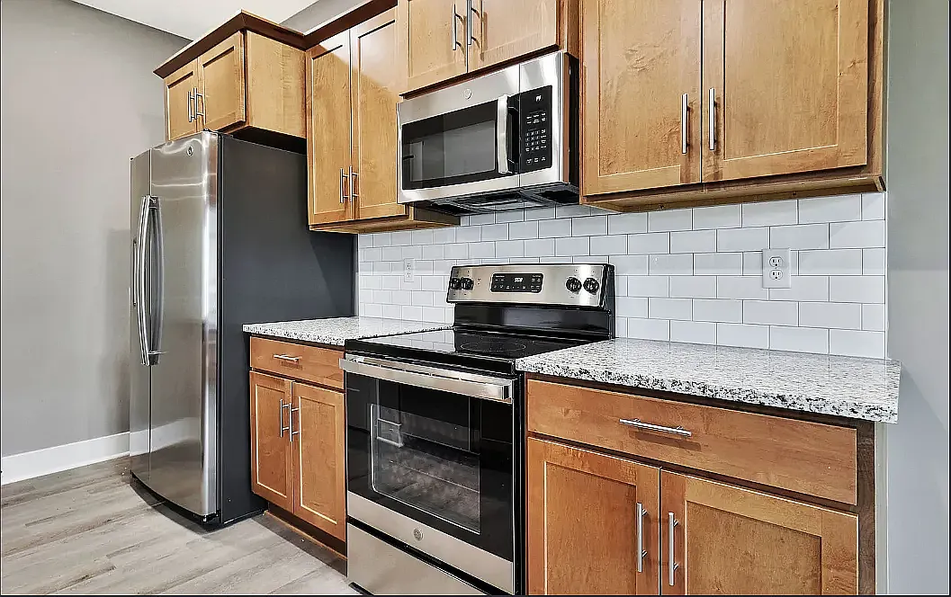3 bed, 1450 sqft, $2,095 — Photo 2