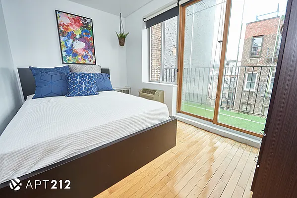 Rented by APT212 INC | media 15