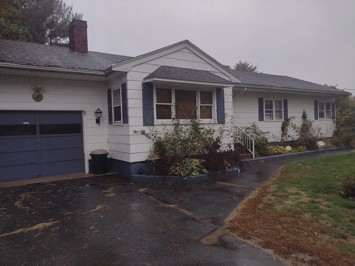3 bed, 1436 sqft, $2,500 — Photo 1