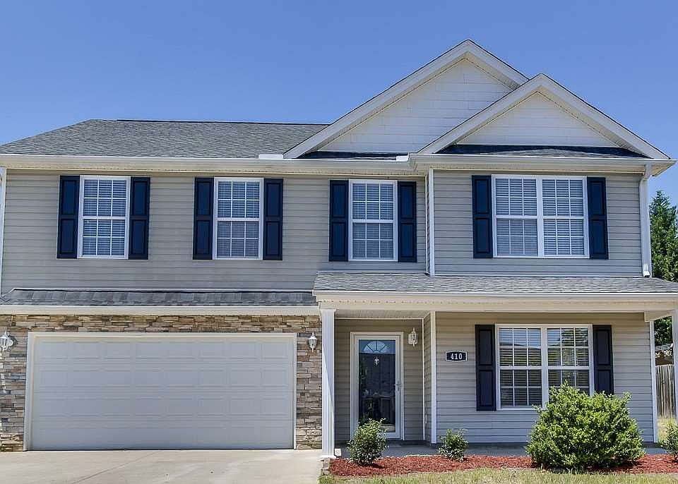 1st image of 410 Dellwater Way