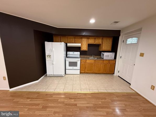 19 Barnum Dr