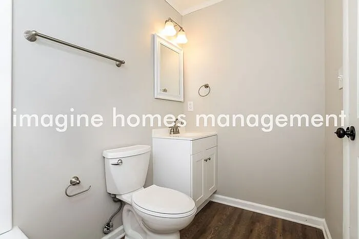 34111 Bainbridge Rd — Photo 12