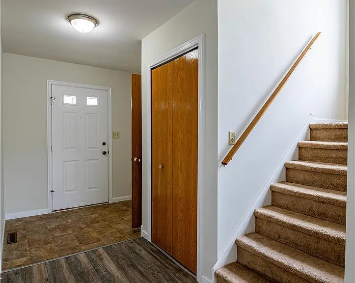 48 Olde Penn Dr — Photo 4