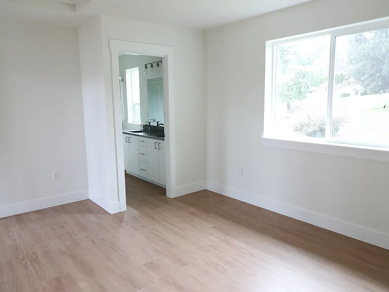 12903 SE Ridgecrest Rd — Photo 7