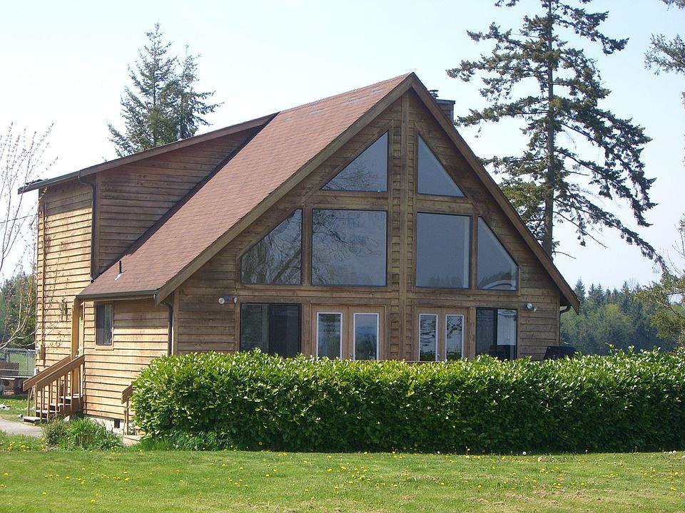 Beautiful Sick Built Home on 2 Acres!