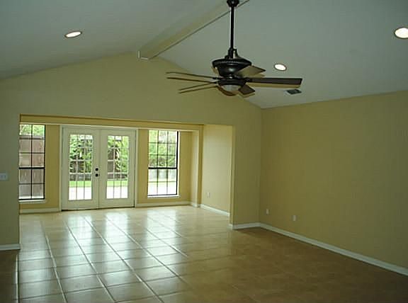 2nd image of 2501 Delmar Dr