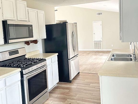 5th image of 93 Hartley Woods Dr NE