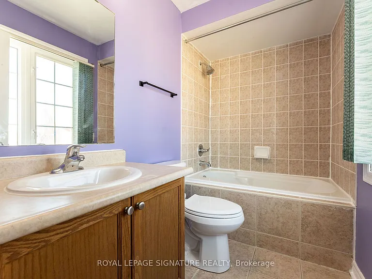 6 Innisvale Dr — Photo 9