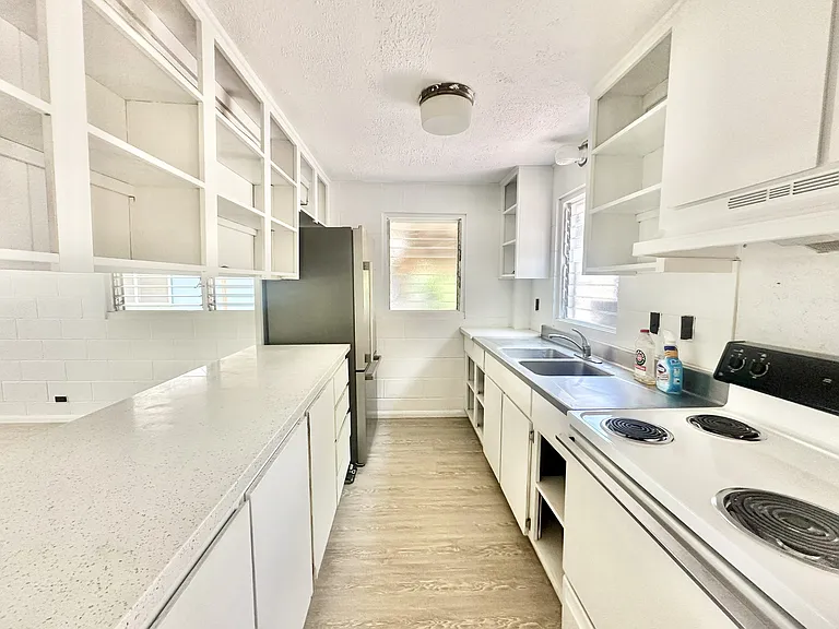 2106 Kealoha Pl — Photo 3