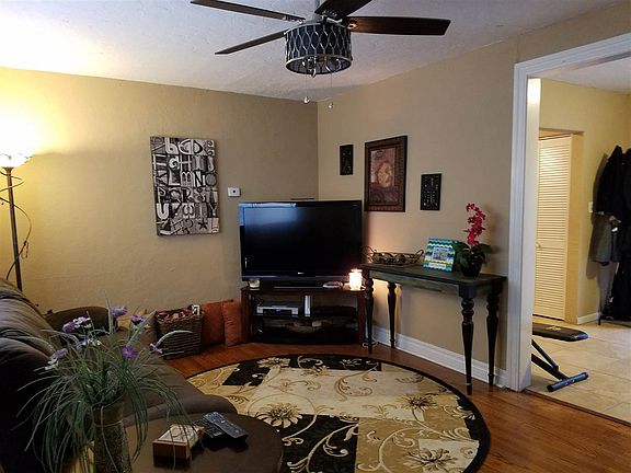 2nd image of 1707 NW Cherry Ave