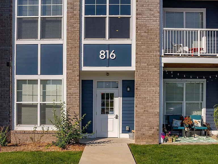 Parkway Flats — Photo 28