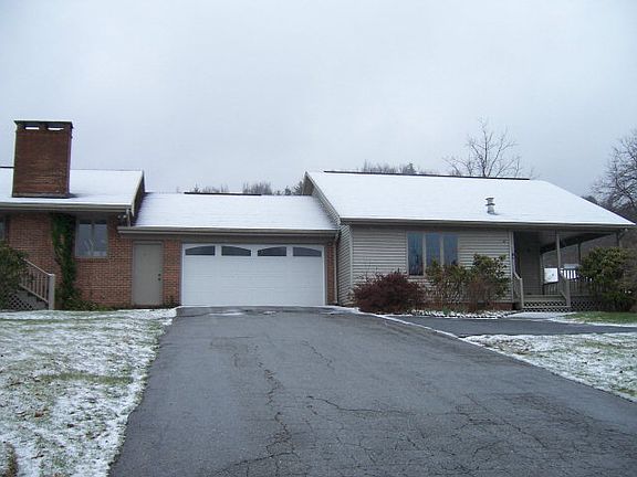 2nd image of 211 Kellwood Dr