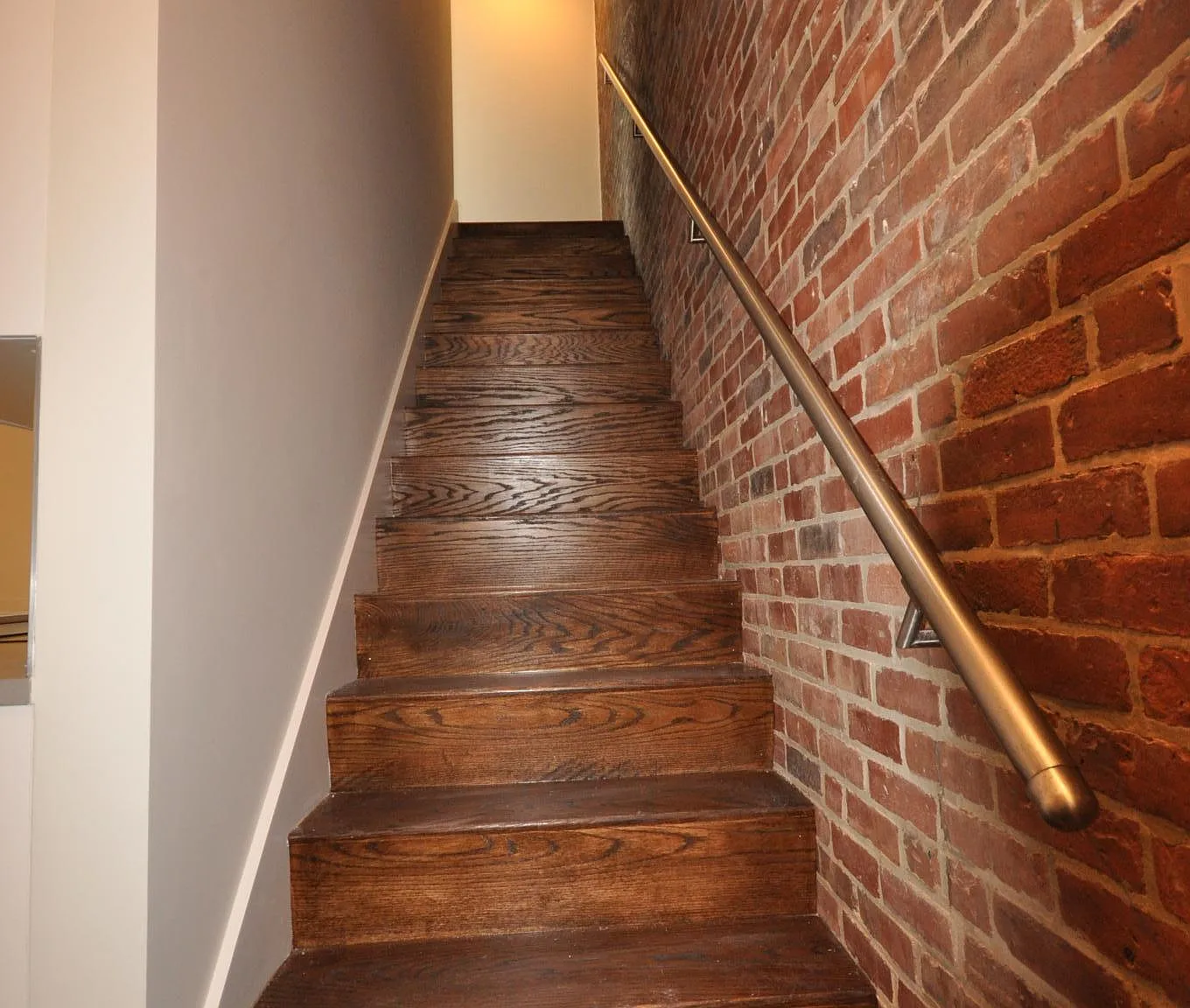 2 bed, 2.5 bath, 9999 sqft, $3,900 — Photo 4