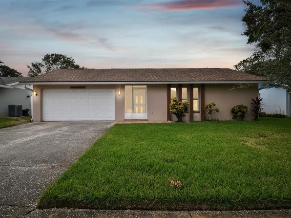 1990 Hastings Dr, Clearwater, FL 33763