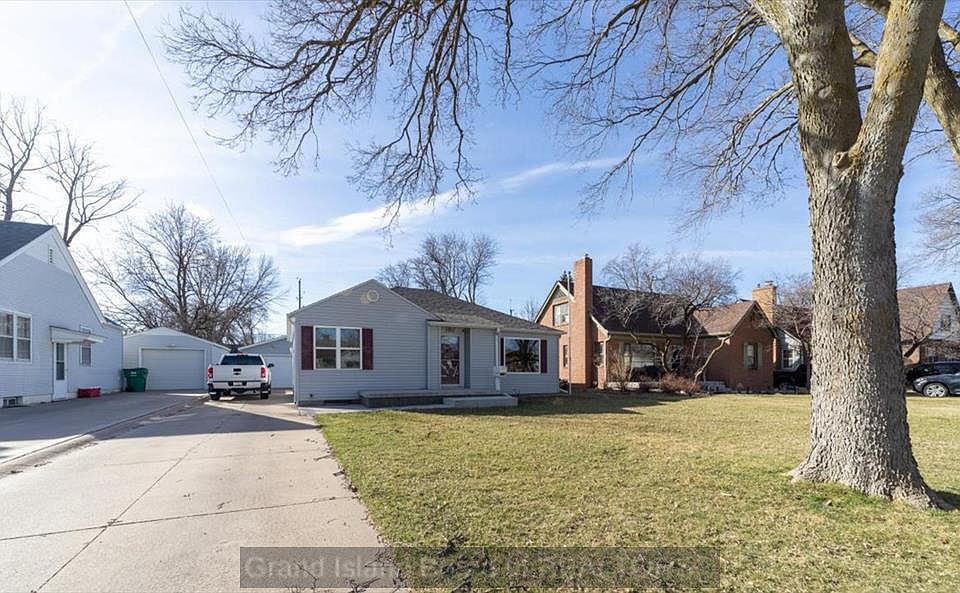 1st image of 2503 W Koenig St