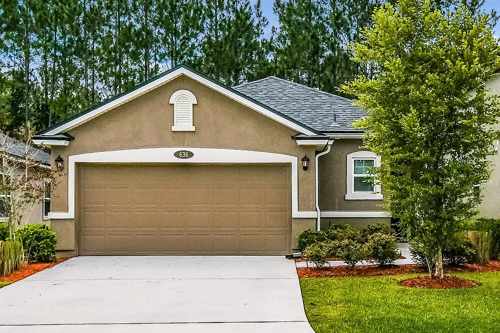 3 bed, 2.0 bath, 1677 sqft, $1,990 — Photo 1