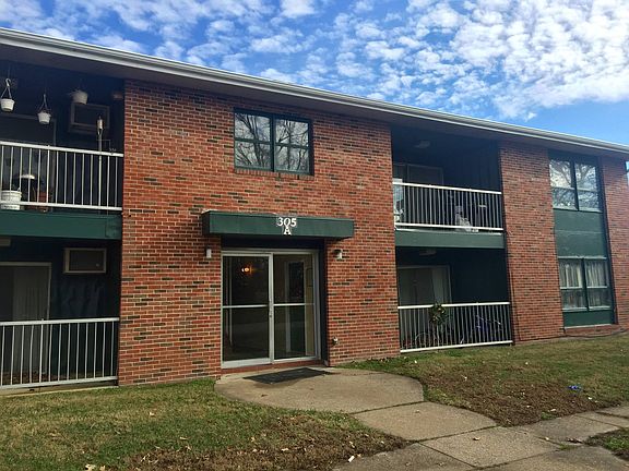 2nd image of 305 N Robinson Cir APT Cb