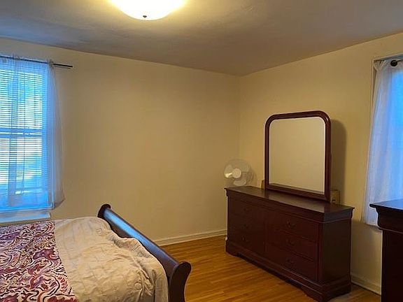 5th image of 2212 Plumb 1st St APT 2A