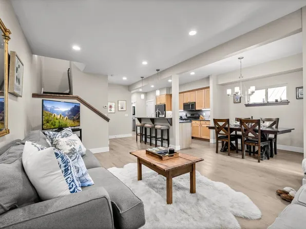 919 Columbia Ave Unit A, Whitefish, MT 59937