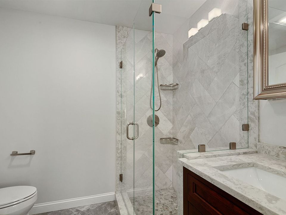 54 Evergreen Ave Auburndale, MA Zillow Apartments for Rent in