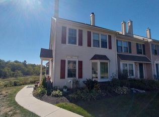 416 Pinetree Ct, Pottstown, PA 19464