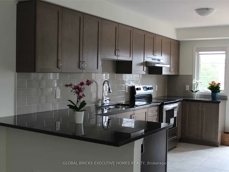 3461 Vernon Powell Dr — Photo 11