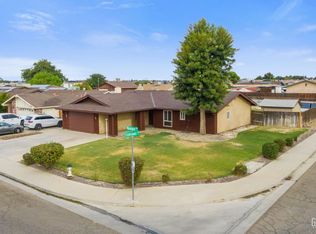 1200 Monique Ave, Bakersfield, CA 93307