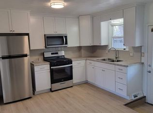 1038 Grandview Rd APT B, Lake Milton, OH 44429