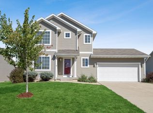 375 SE Carefree Ln, Waukee, IA 50263