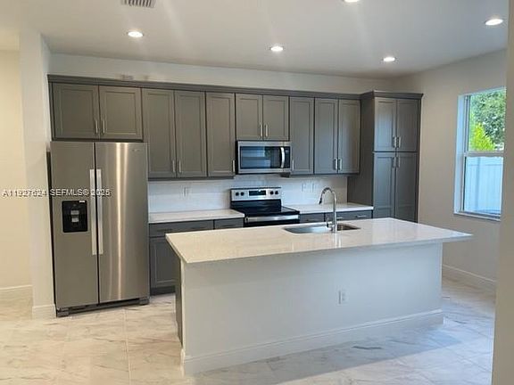 3rd image of 540 Parsons Way