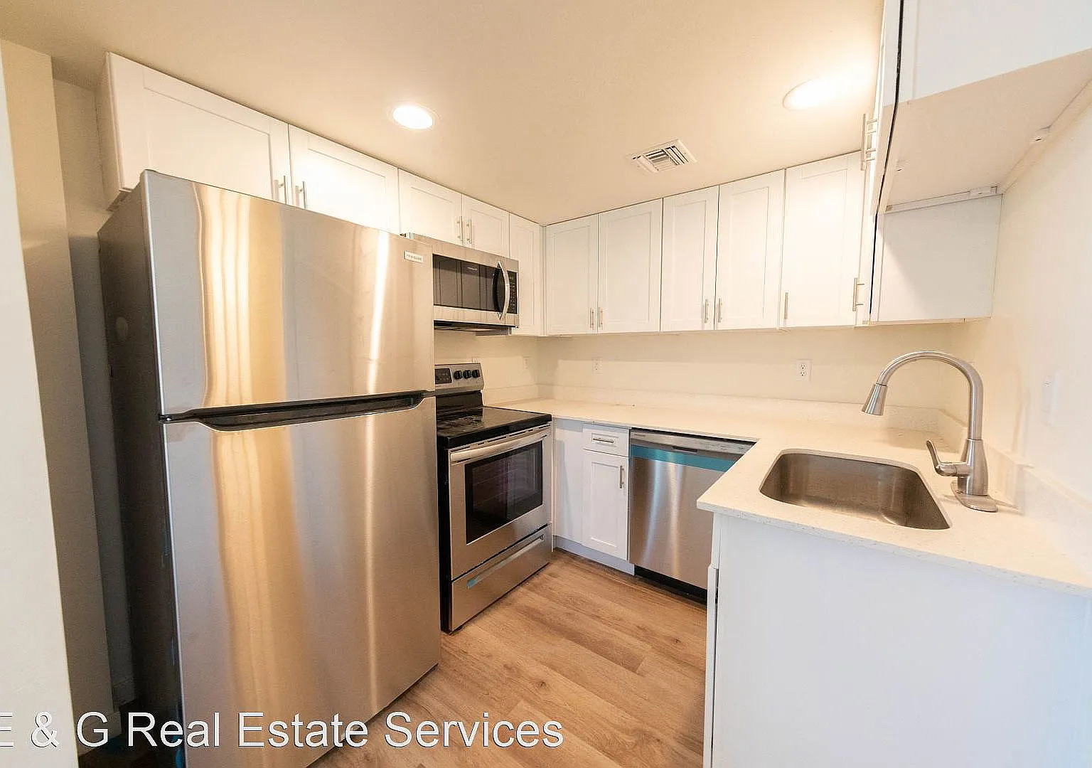 6713 East Monterey Way - 7 — Photo 3