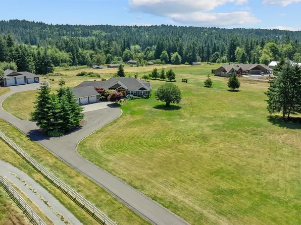 695 Blacktail Lane, Camano Island, WA 98282
