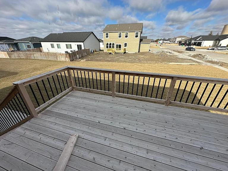 8220 Yankee Woods Dr — Photo 17