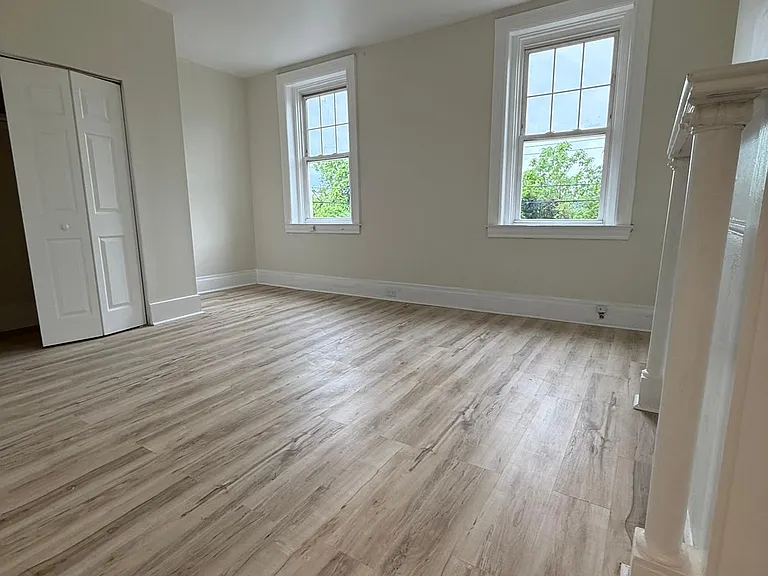 230 Wick St — Photo 7