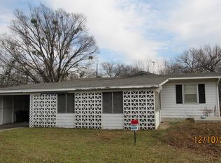 410 S 16th Ave, Durant, OK 74701