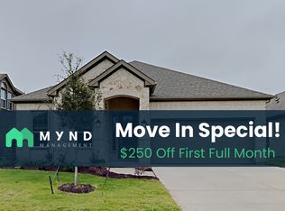 6016 Humber Ln, Aubrey, TX 76227