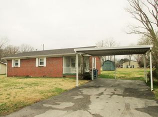 922 Oak St, Manchester, TN 37355