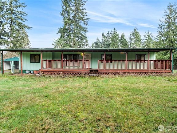 3rd image of 5724 203rd Street Ct E