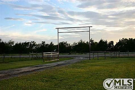 3rd image of 4273 Us Highway 69 N