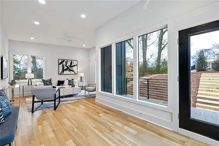 267 Beverly Rd NE — Photo 22