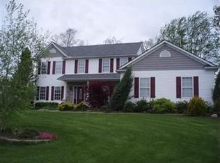 531 S Ridgecliff St, Tallmadge, OH 44278