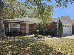 4347 Crosswinds Dr, Milton, FL 32583