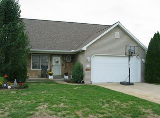14430 Killybegs Ln, Cement City, MI