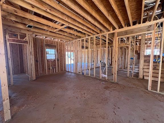 2nd image of 567 Moselle Seminary Rd