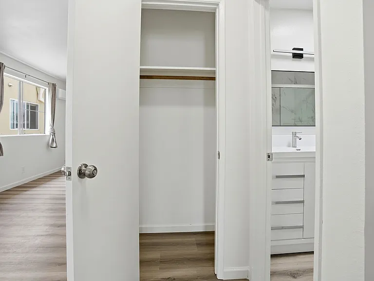 3636 Keystone Ave #10 — Photo 30