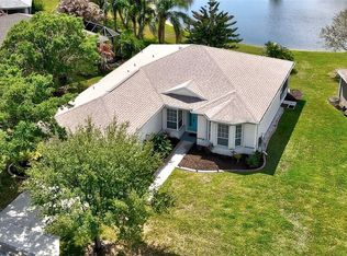 1332 Shoreline Cir, Sebastian, FL 32958