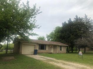 505 Mill St, Valley View, TX 76272