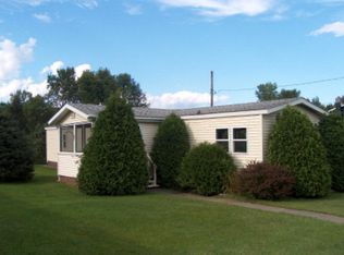 502 Salmon River Rd, Plattsburgh, NY 12901