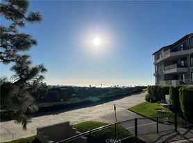 280 Cagney Ln, Newport Beach, CA